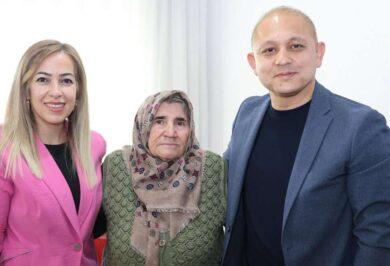 Önal çiftinden şehit annesini duygulandıran ziyaret - Kırıkkale Haber, Son Dakika Kırıkkale Haberleri Önal çiftinden şehit annesini duygulandıran ziyaret - Kırıkkale Haber, Son Dakika Kırıkkale Haberleri