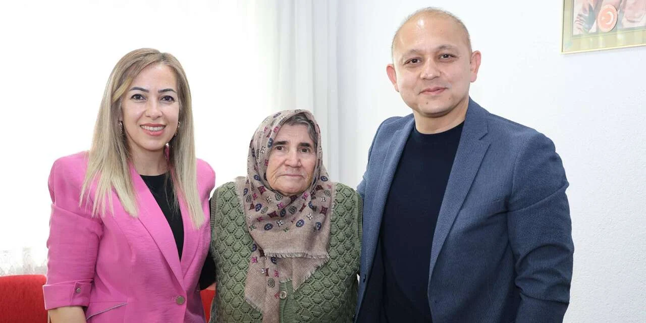 Önal çiftinden şehit annesini duygulandıran ziyaret - Kırıkkale Haber, Son Dakika Kırıkkale Haberleri