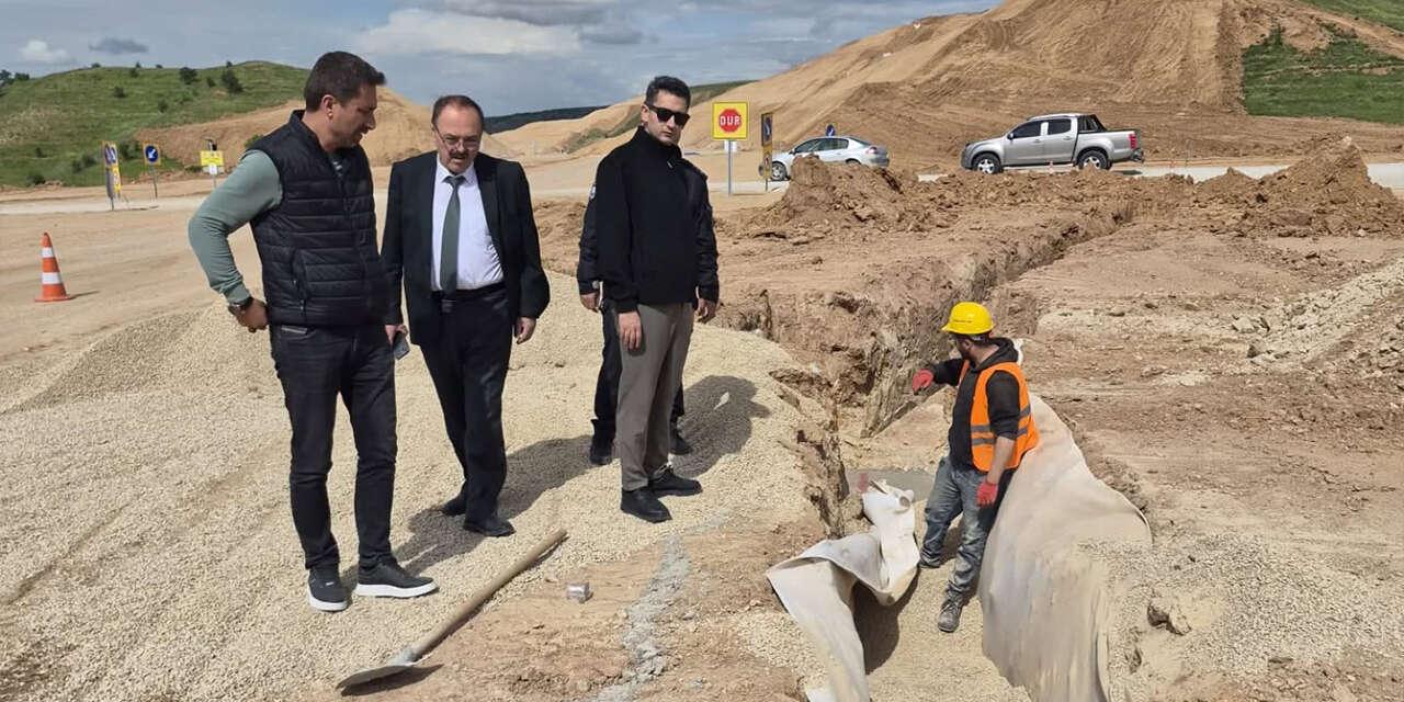 Çipi Deresi Köyü?nün yolları yenileniyor