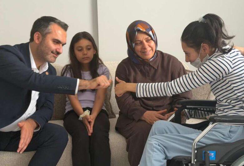 Kaplan’dan Nisa Yaman’a doğum günü sürprizi - Kırıkkale Haber, Son Dakika Kırıkkale Haberleri Kaplan’dan Nisa Yaman’a doğum günü sürprizi - Kırıkkale Haber, Son Dakika Kırıkkale Haberleri