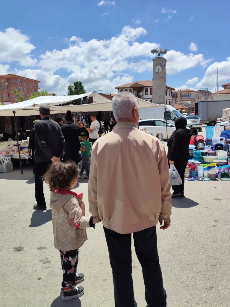 Keskin’de Arefe Günü;Hem Hüzün Hemde Bayram Neşesi Bir Arada – Kırıkkale Haber, Son Dakika Kırıkkale Haberleri Keskin'de Arefe Günü;Hem Hüzün Hemde Bayram Neşesi Bir Arada - Kırıkkale Haber, Son Dakika Kırıkkale Haberleri