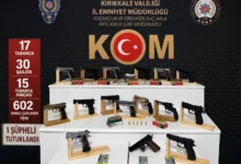 Kırıkkale’de Silah Operasyonu: 17 Tabanca Ele Geçirildi - Kırıkkale Haber, Son Dakika Kırıkkale Haberleri Kırıkkale’de Silah Operasyonu: 17 Tabanca Ele Geçirildi - Kırıkkale Haber, Son Dakika Kırıkkale Haberleri