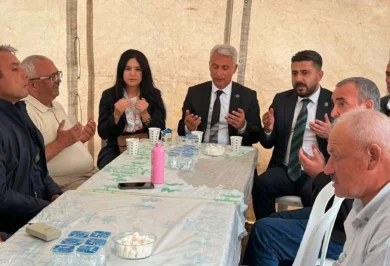 MHP Merkez İlçe Başkanı İsmailoğulları’ndan Atakul ailesine taziye ziyareti - Kırıkkale Haber, Son Dakika Kırıkkale Haberleri MHP Merkez İlçe Başkanı İsmailoğulları’ndan Atakul ailesine taziye ziyareti - Kırıkkale Haber, Son Dakika Kırıkkale Haberleri