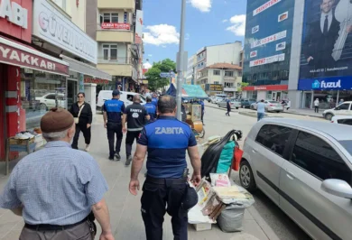 Kaldırım işgaline zabıta müdahalesi! - Kırıkkale Haber, Son Dakika Kırıkkale Haberleri Kaldırım işgaline zabıta müdahalesi! - Kırıkkale Haber, Son Dakika Kırıkkale Haberleri