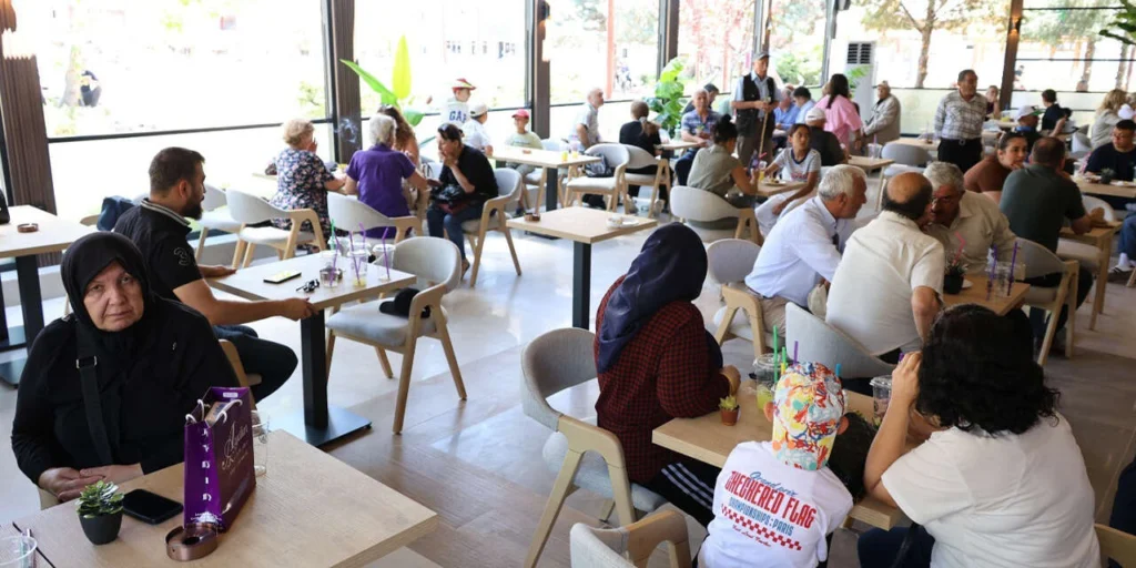 Cumhuriyet Meydanı’na Yeni Sosyal Tesisleri ATA Hizmete Girdi – Kırıkkale Haber, Son Dakika Kırıkkale Haberleri Cumhuriyet Meydanı'na Yeni Sosyal Tesisleri ATA Hizmete Girdi - Kırıkkale Haber, Son Dakika Kırıkkale Haberleri