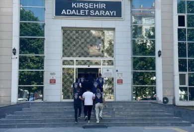 Kırşehir Merkezli Yasa Dışı Bahis Operasyonunda Kırıkkale Bağlantısı (Video-Haber) - Kırıkkale Haber, Son Dakika Kırıkkale Haberleri Kırşehir Merkezli Yasa Dışı Bahis Operasyonunda Kırıkkale Bağlantısı (Video-Haber) - Kırıkkale Haber, Son Dakika Kırıkkale Haberleri