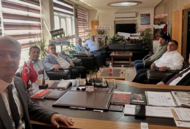 AK Parti İl Genel Meclis üyeleri MHP İl binasındaydı - Kırıkkale Haber, Son Dakika Kırıkkale Haberleri AK Parti İl Genel Meclis üyeleri MHP İl binasındaydı - Kırıkkale Haber, Son Dakika Kırıkkale Haberleri