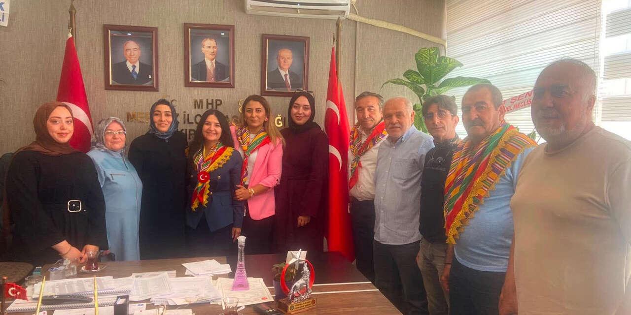 Yörük Türkmenlerden MHP’ye Hayırlı Olsun Ziyareti