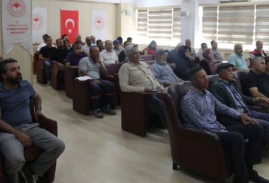 Kırıkkale'de Üreticilere Hayati Eğitim! Bilinçsiz İlaçlamaya Karşı Uyarılar Yapıldı - Kırıkkale Haber, Son Dakika Kırıkkale Haberleri Kırıkkale'de Üreticilere Hayati Eğitim! Bilinçsiz İlaçlamaya Karşı Uyarılar Yapıldı - Kırıkkale Haber, Son Dakika Kırıkkale Haberleri