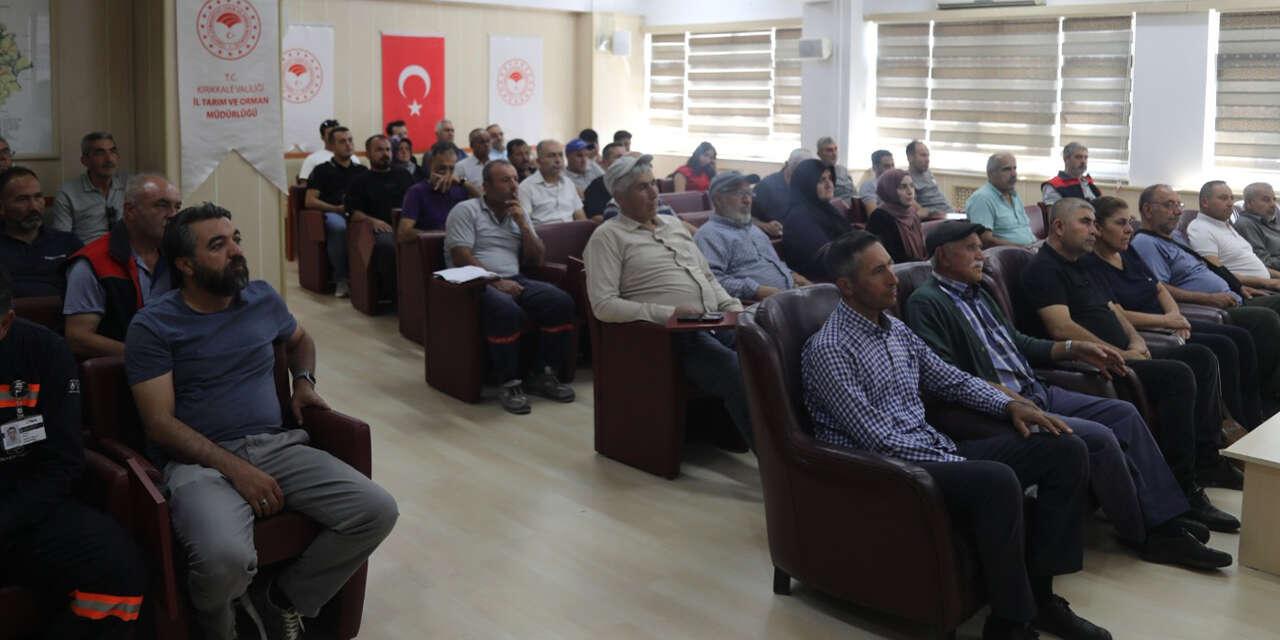 Kırıkkale'de Üreticilere Hayati Eğitim! Bilinçsiz İlaçlamaya Karşı Uyarılar Yapıldı - Kırıkkale Haber, Son Dakika Kırıkkale Haberleri