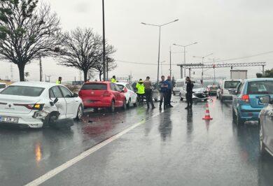 Yağış Kazayı Beraberinde Getird.Bağdat Köprüde Zincirleme Kaza - Kırıkkale Haber, Son Dakika Kırıkkale Haberleri Yağış Kazayı Beraberinde Getird.Bağdat Köprüde Zincirleme Kaza - Kırıkkale Haber, Son Dakika Kırıkkale Haberleri