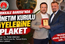 Baro’dan Yönetim Kurulu Üyelerine Plaket - Kırıkkale Haber, Son Dakika Kırıkkale Haberleri Baro’dan Yönetim Kurulu Üyelerine Plaket - Kırıkkale Haber, Son Dakika Kırıkkale Haberleri
