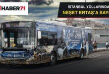 Kırıkkale Haber, Son Dakika Kırıkkale Haberleri Galata Kulesi önünde Neşet Ertaş fotoğraflarıyla kaplanmış İETT otobüsü ve Haber71 logolu haber kapağı.