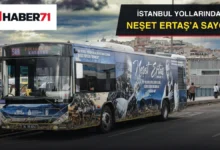 Kırıkkale Haber, Son Dakika Kırıkkale Haberleri Galata Kulesi önünde Neşet Ertaş fotoğraflarıyla kaplanmış İETT otobüsü ve Haber71 logolu haber kapağı.