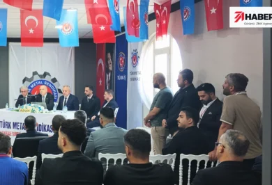 Türk Metal Kırıkkale Şubesi 6. Olağan Genel Kurulu Türk Metal Kırıkkale Şubesi’nin 6. Olağan Genel Kurulu’nda divan heyeti.
