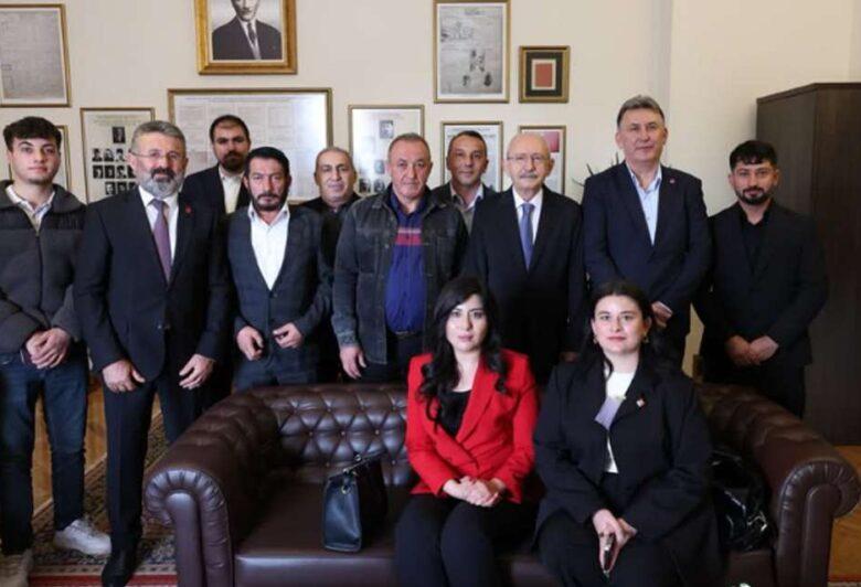 Kırıkkale CHP Heyetinden Kılıçdaroğlu'na Ziyaret - Kırıkkale Haber, Son Dakika Kırıkkale Haberleri Kırıkkale CHP Heyetinden Kılıçdaroğlu'na Ziyaret - Kırıkkale Haber, Son Dakika Kırıkkale Haberleri