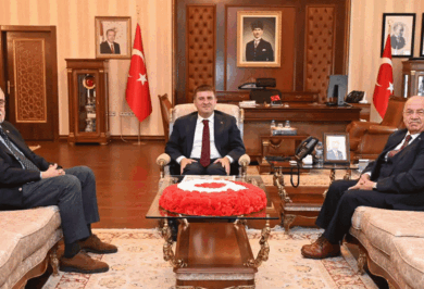 Eski Vali Kolat ve Tümamiral Artunç’tan Sarıibrahim’e Ziyaret - Kırıkkale Haber, Son Dakika Kırıkkale Haberleri Eski Vali Kolat ve Tümamiral Artunç’tan Sarıibrahim’e Ziyaret - Kırıkkale Haber, Son Dakika Kırıkkale Haberleri